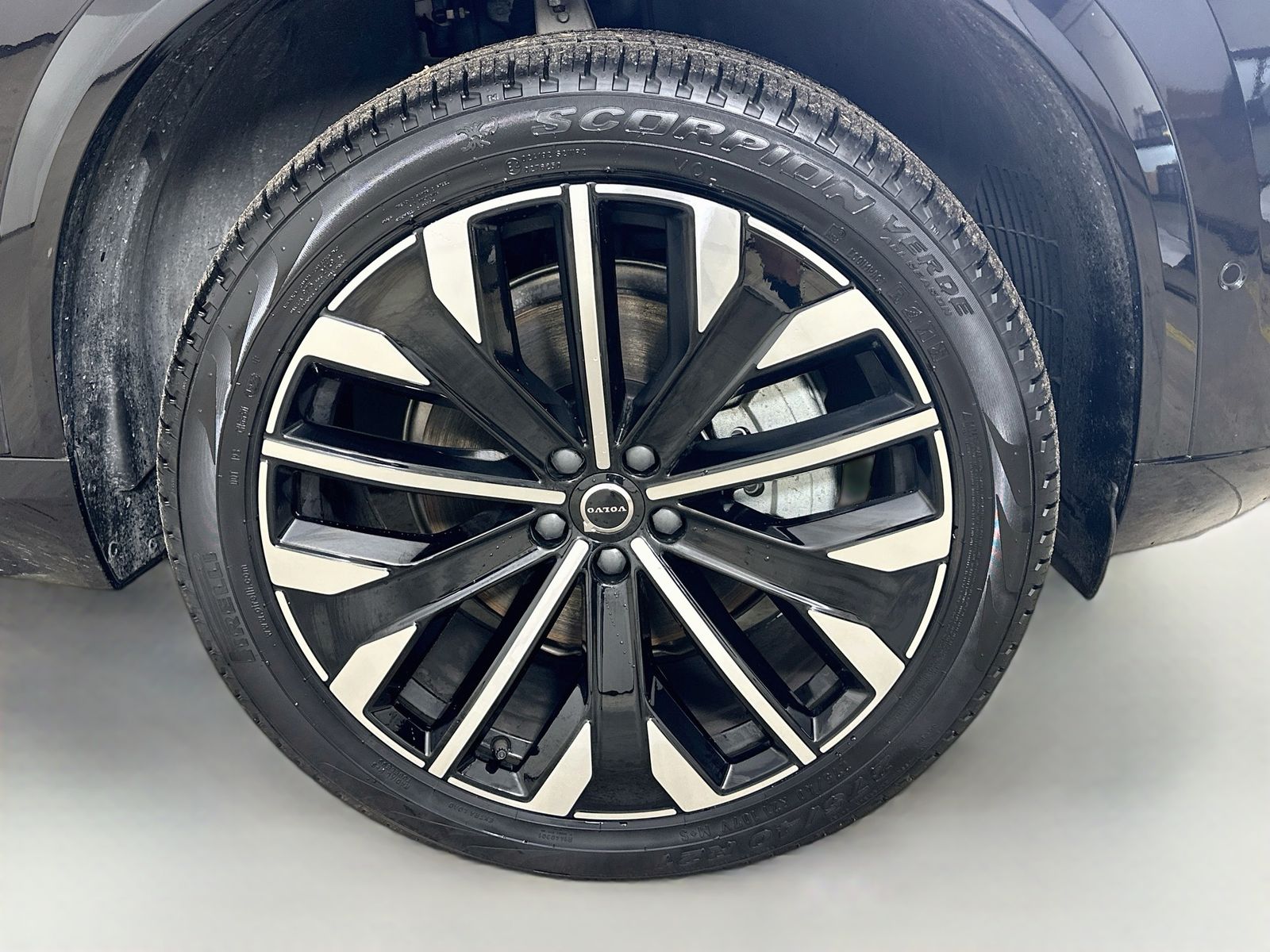 2026 Volvo XC90 Ultra - Photo 10