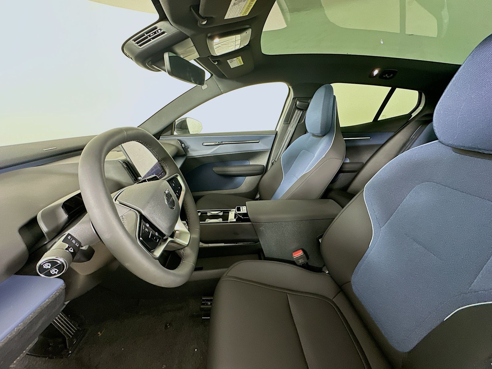 2026 Volvo EX30 Plus - Photo 31