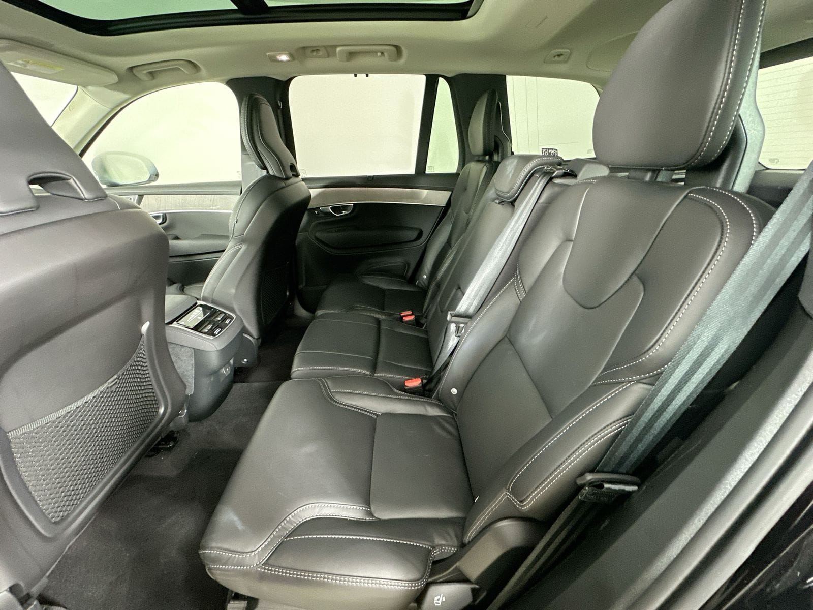 2026 Volvo XC90 Ultra - Photo 37