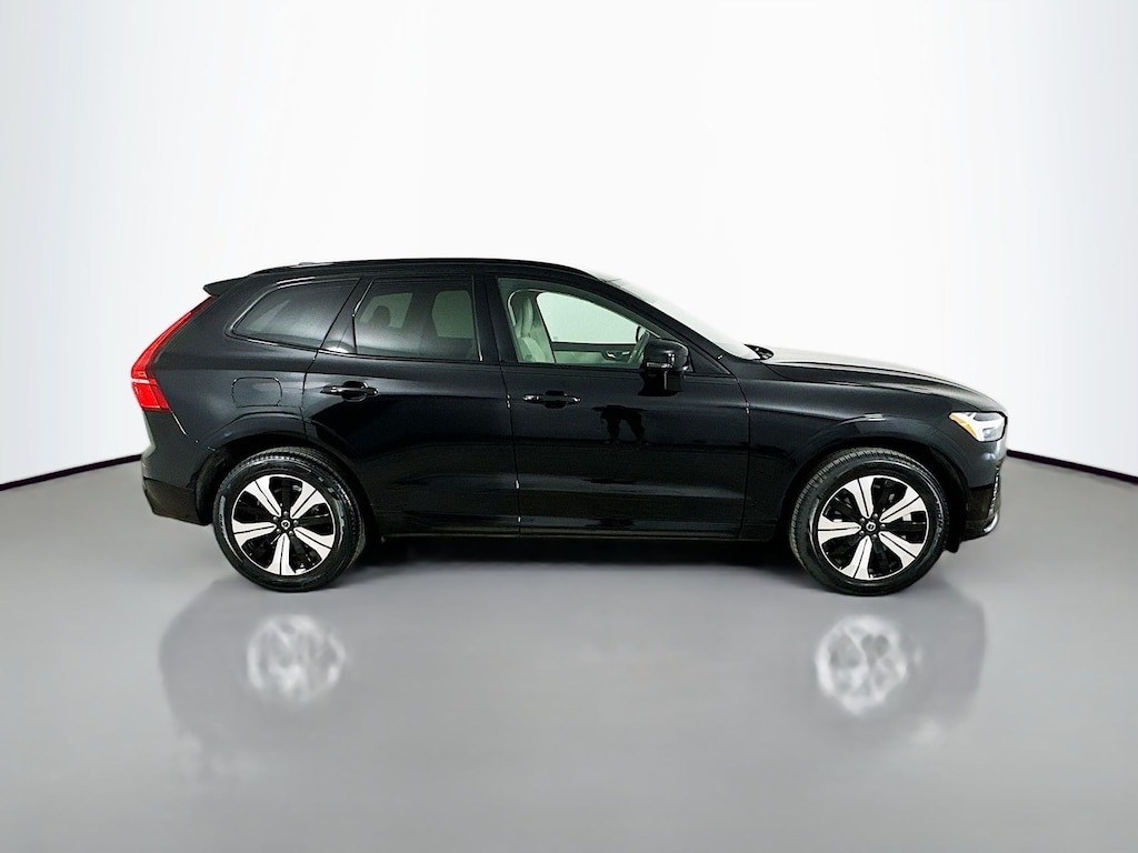 Used 2024 Volvo XC60 Recharge Plug-In Hybrid Core T8 SUV