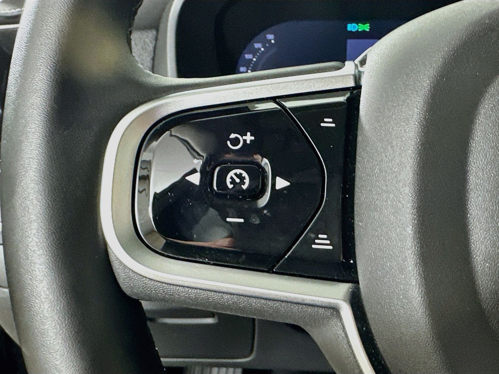 2026 Volvo XC90 Ultra - Photo 18
