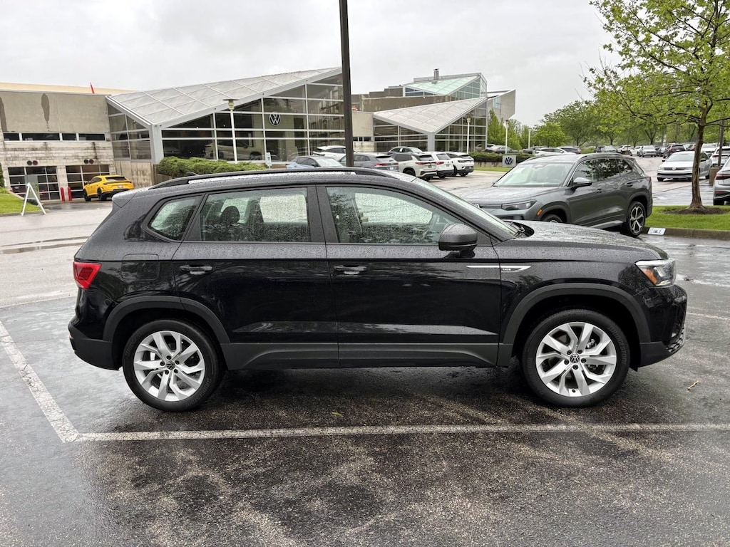 Used 2023 Volkswagen Taos 1.5T S SUV
