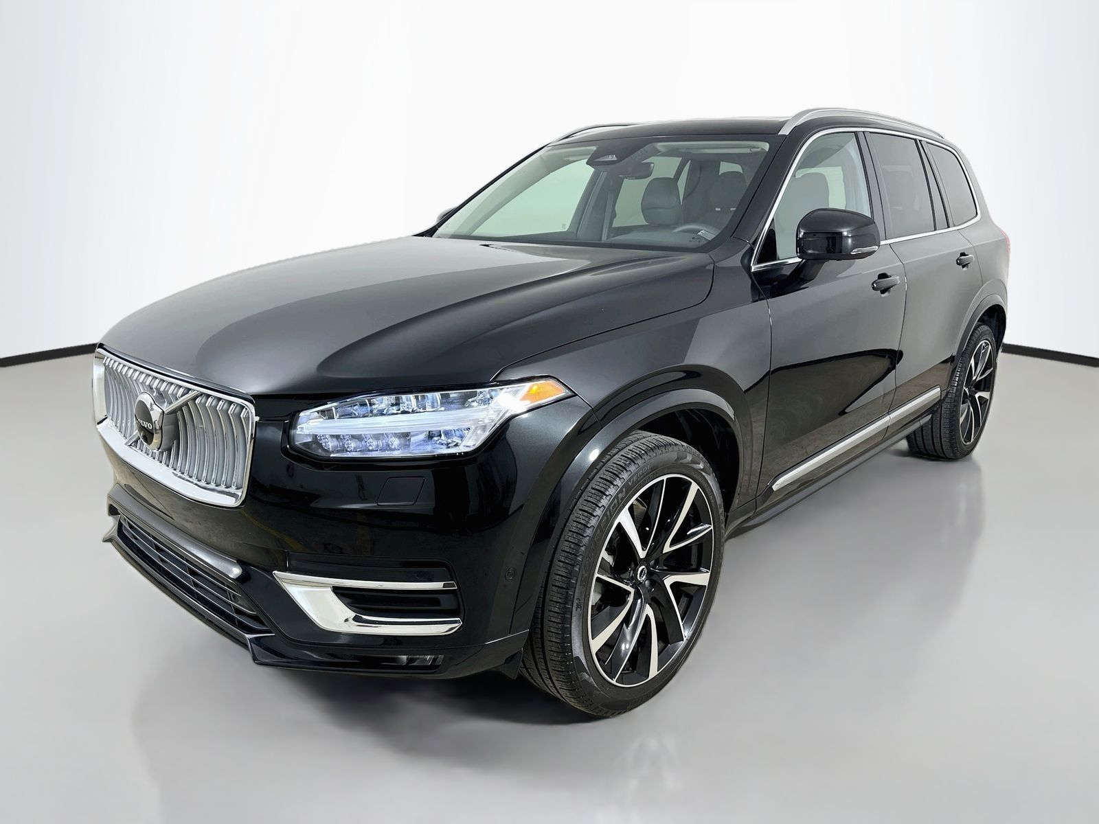 2023 Volvo XC90