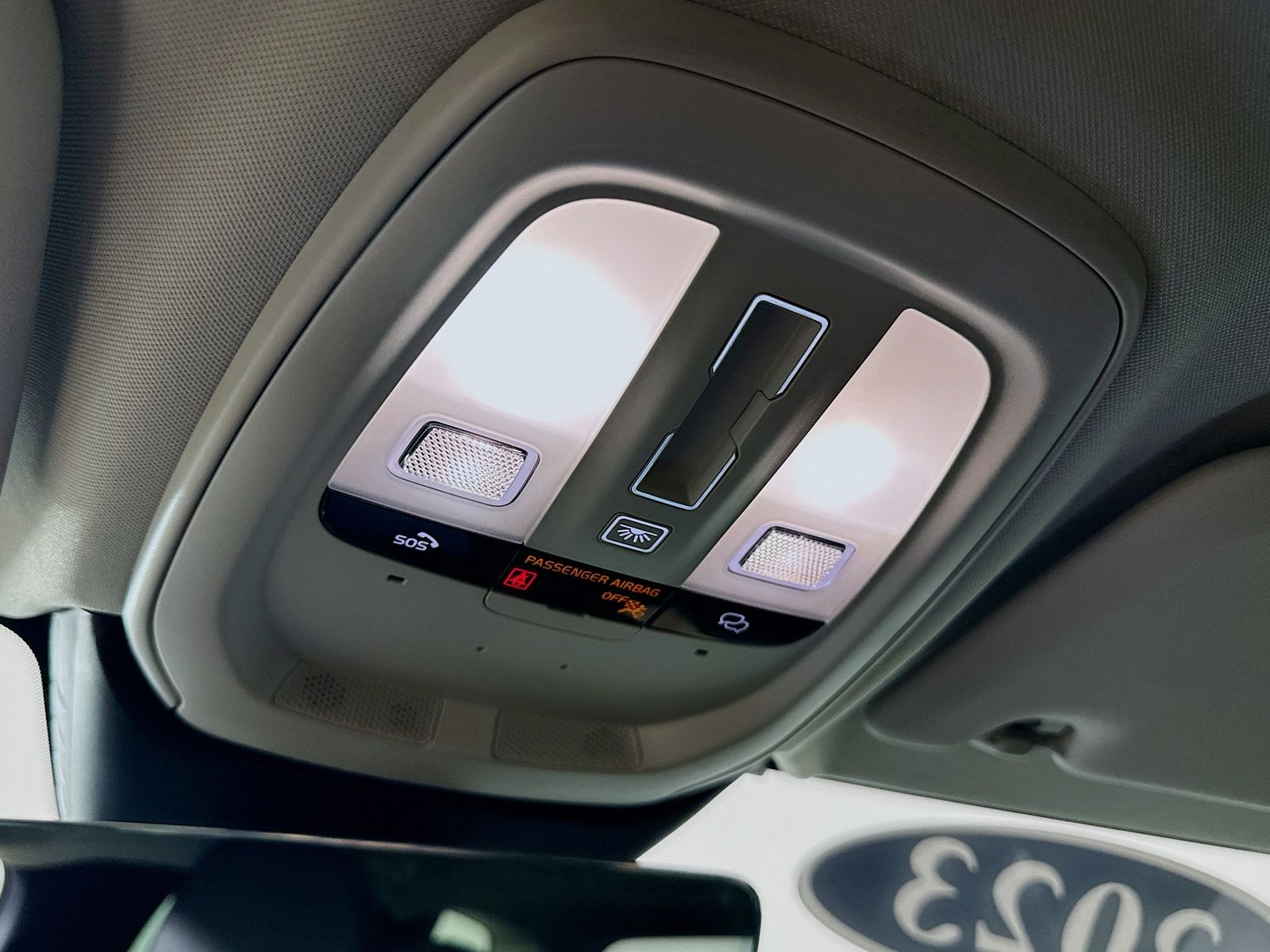 2023 Volvo V60 Cross Country Ultimate - Photo 30