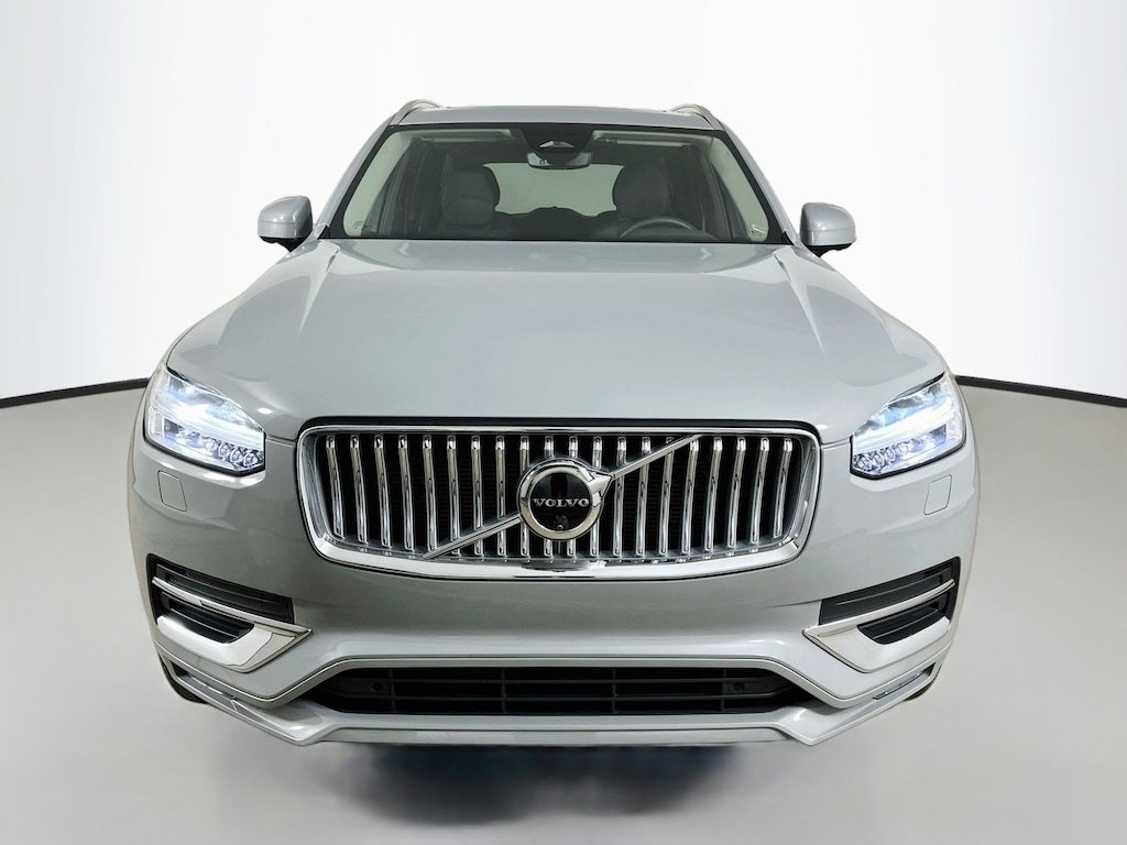 Certified 2025 Volvo XC90 B6 Plus 6-Seater SUV