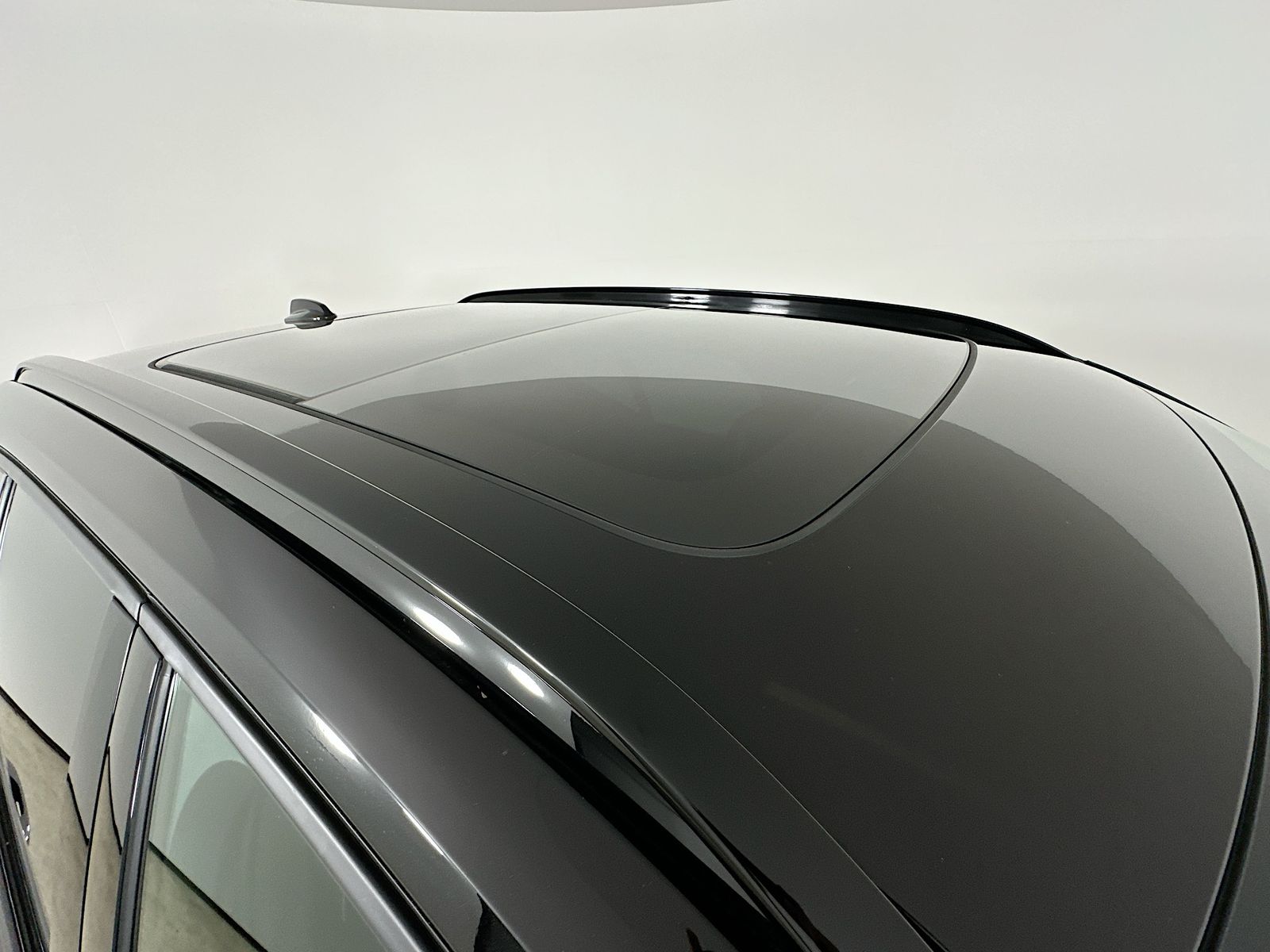 2026 Volvo XC40 Ultra Black Edition - Photo 11
