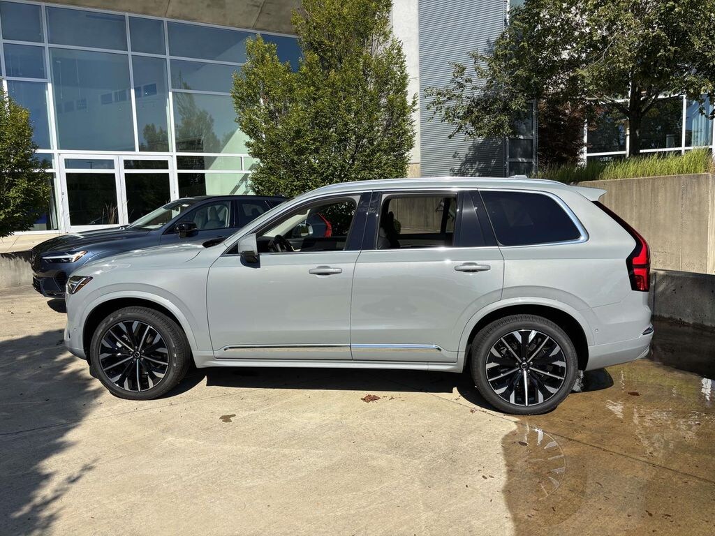 New 2026 Volvo XC90 B6 Plus 7-Seater SUV