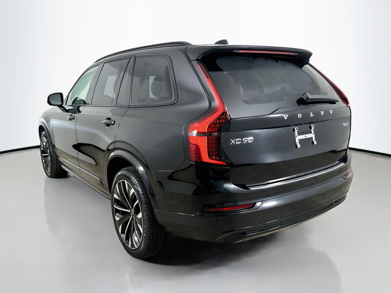 2026 Volvo XC90 Ultra - Photo 7