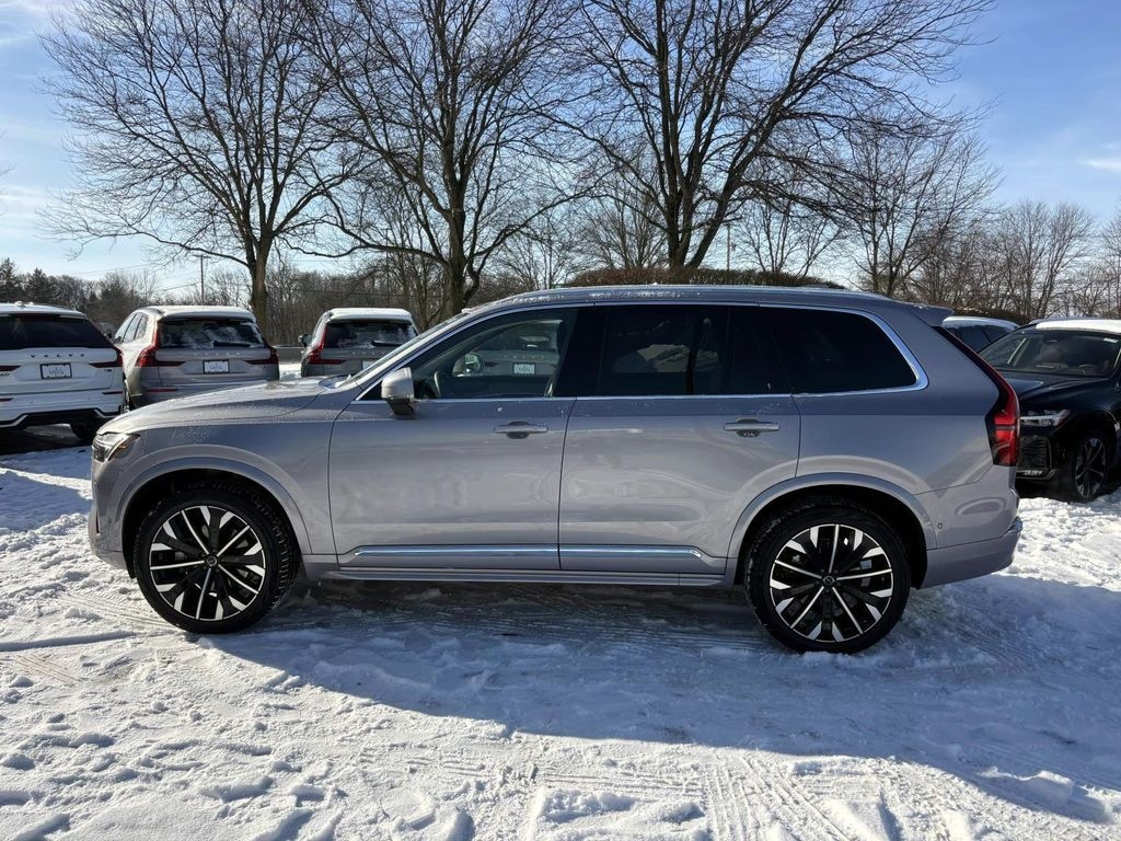 New 2026 Volvo XC90 B5 Plus SUV