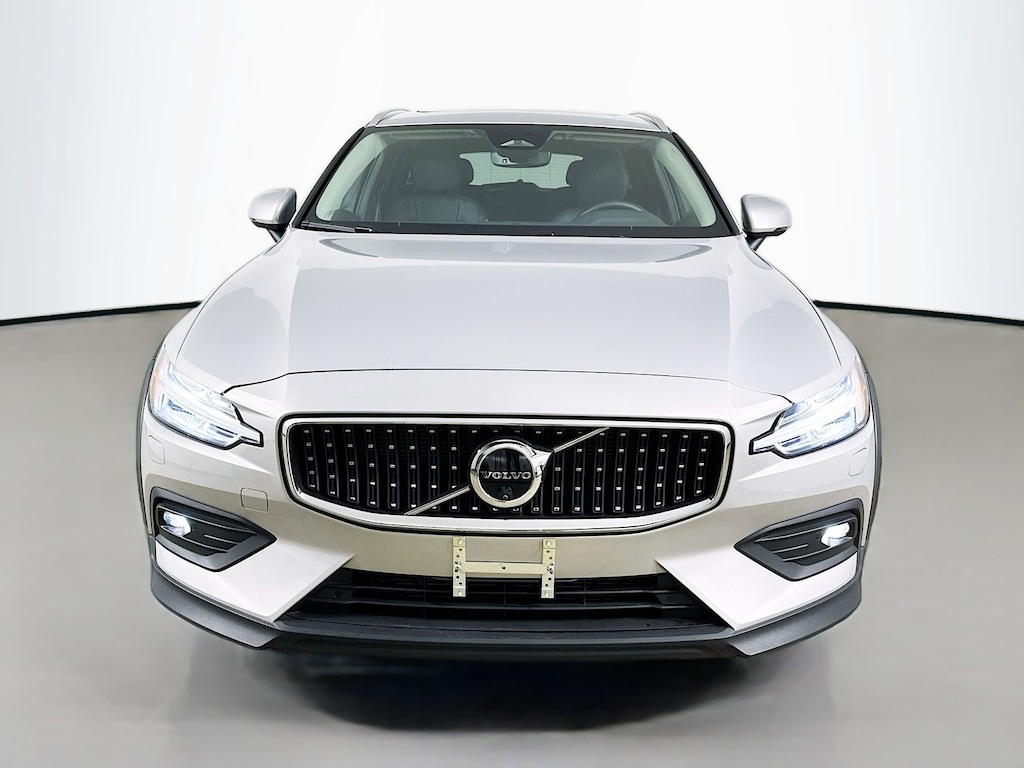 Used 2025 Volvo V60 Cross Country B5 Plus Wagon