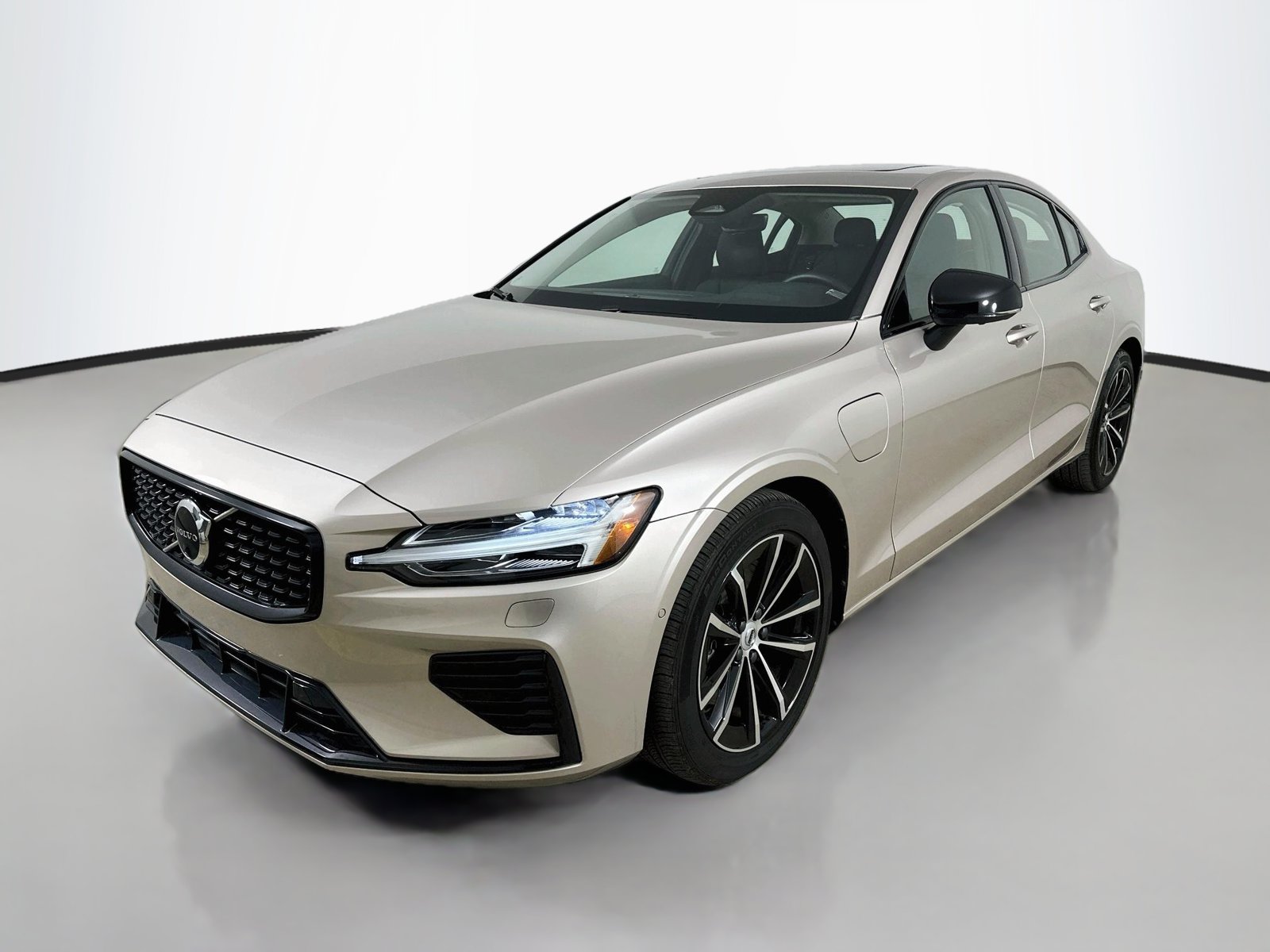 Certified 2025 Volvo S60 Plug-In Hybrid T8 Plus Sedan