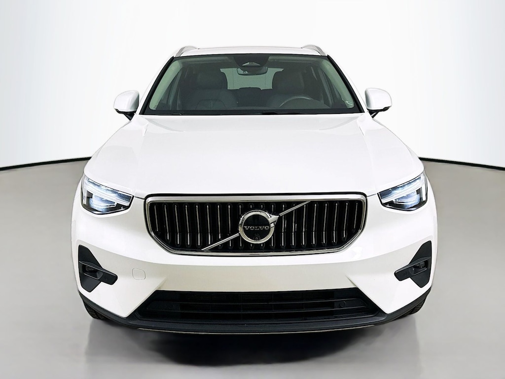 Certified 2024 Volvo XC40 B5 Plus Bright Theme SUV