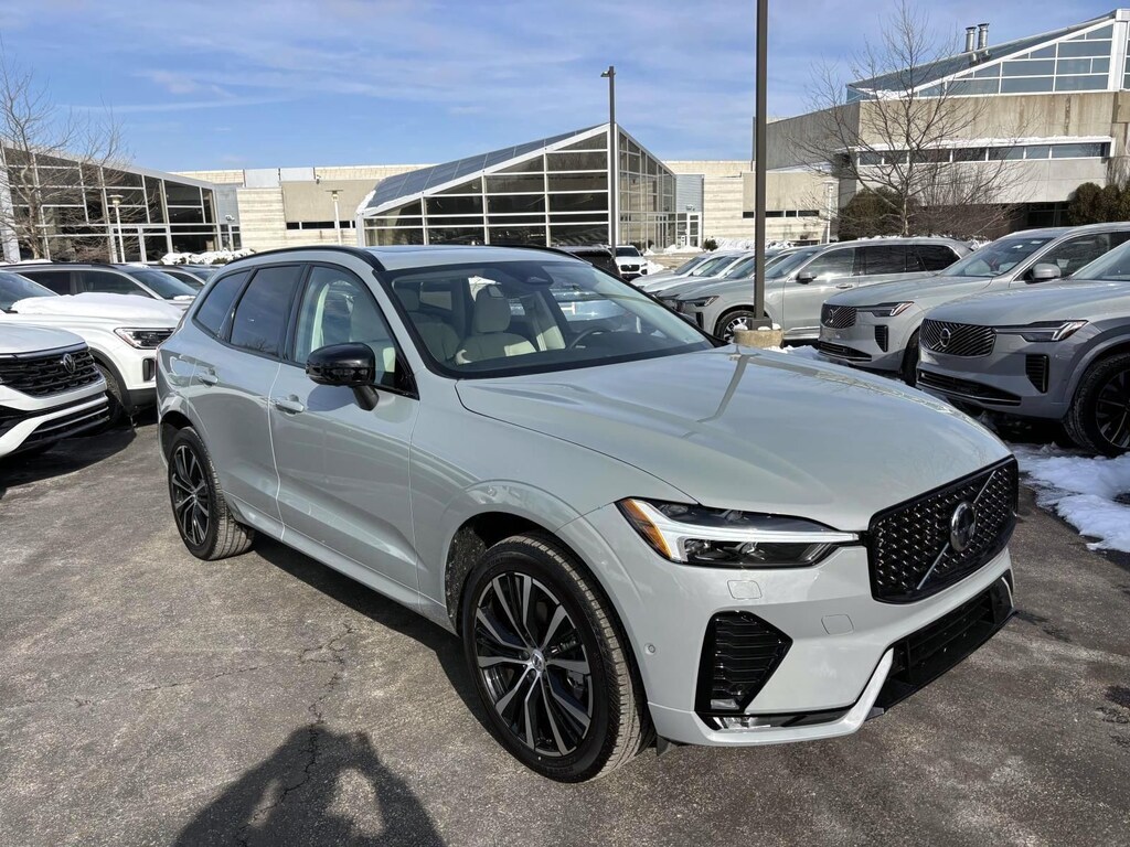 Used 2025 Volvo XC60 B5 Plus SUV