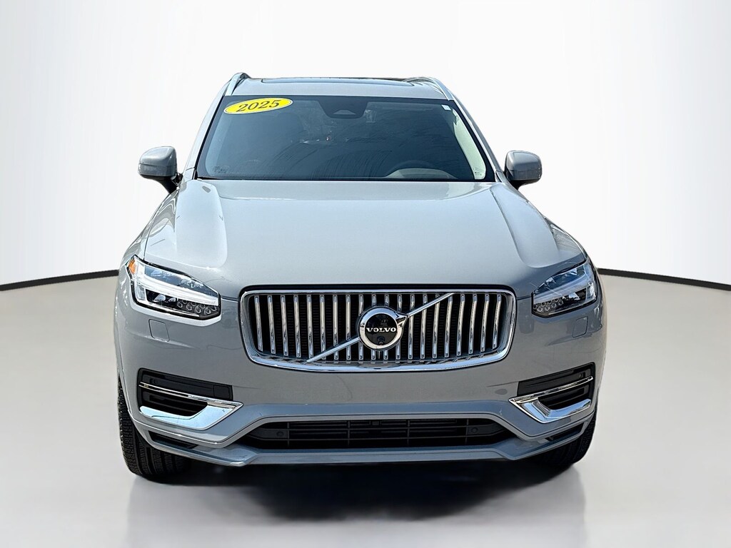 Used 2025 Volvo XC90 Plug-In Hybrid T8 Plus SUV