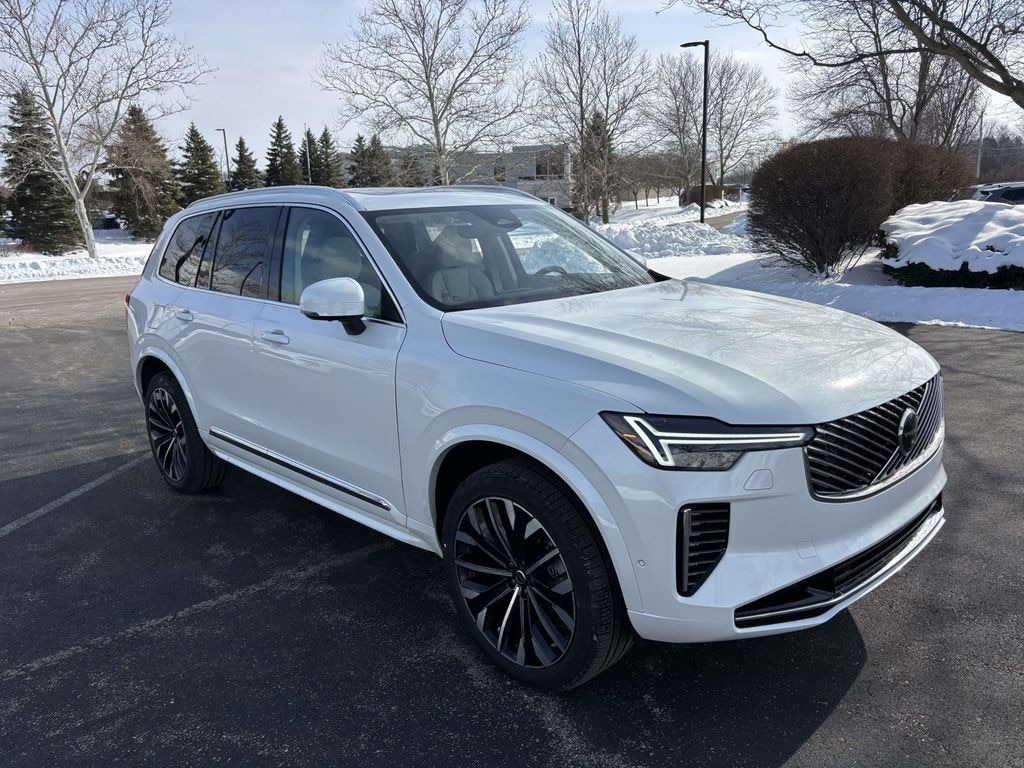 New 2026 Volvo XC90 plug-in hybrid T8 Ultra 7-Seater SUV