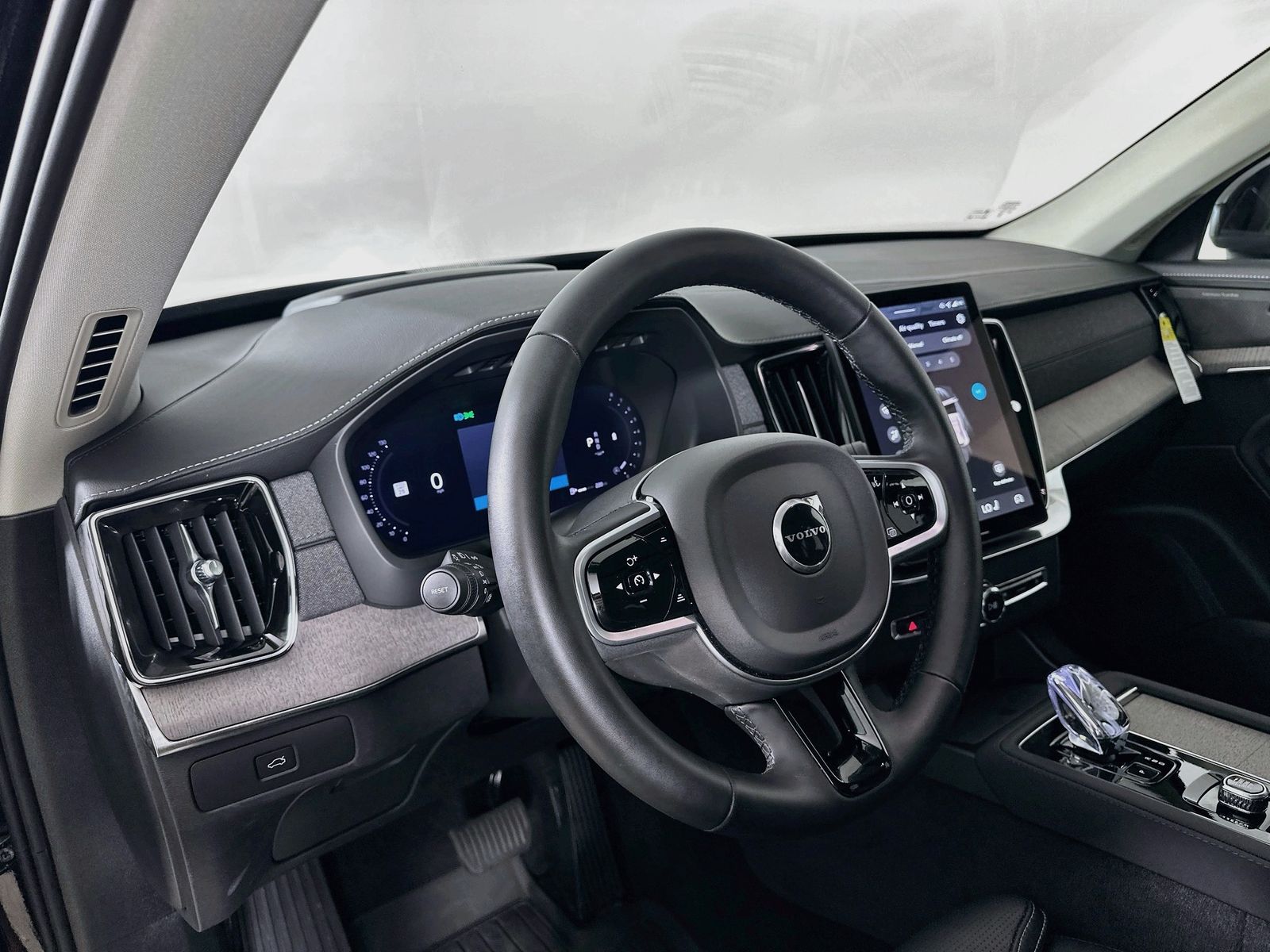 2026 Volvo XC90 Ultra - Photo 31