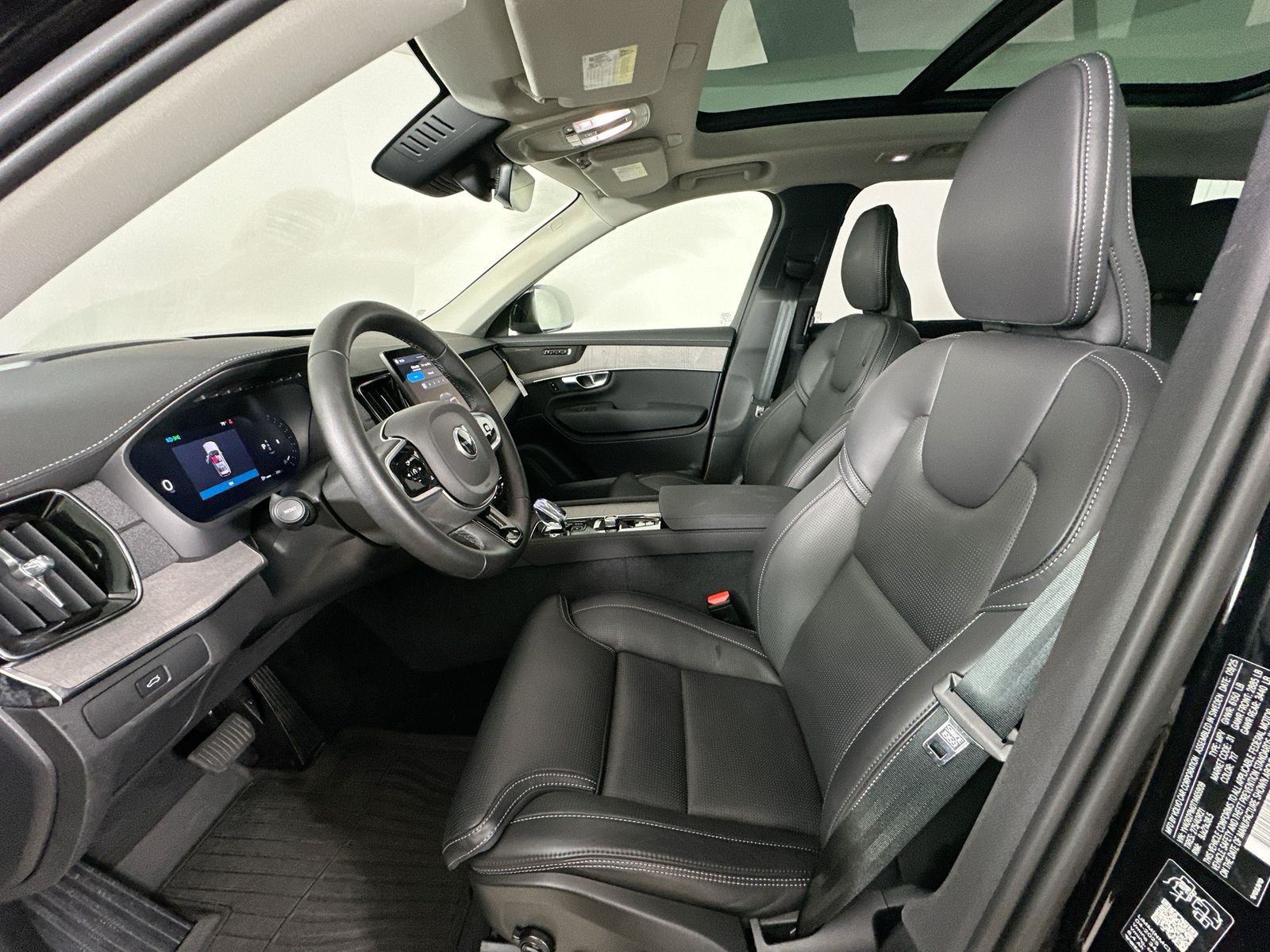 2026 Volvo XC90 Ultra - Photo 32