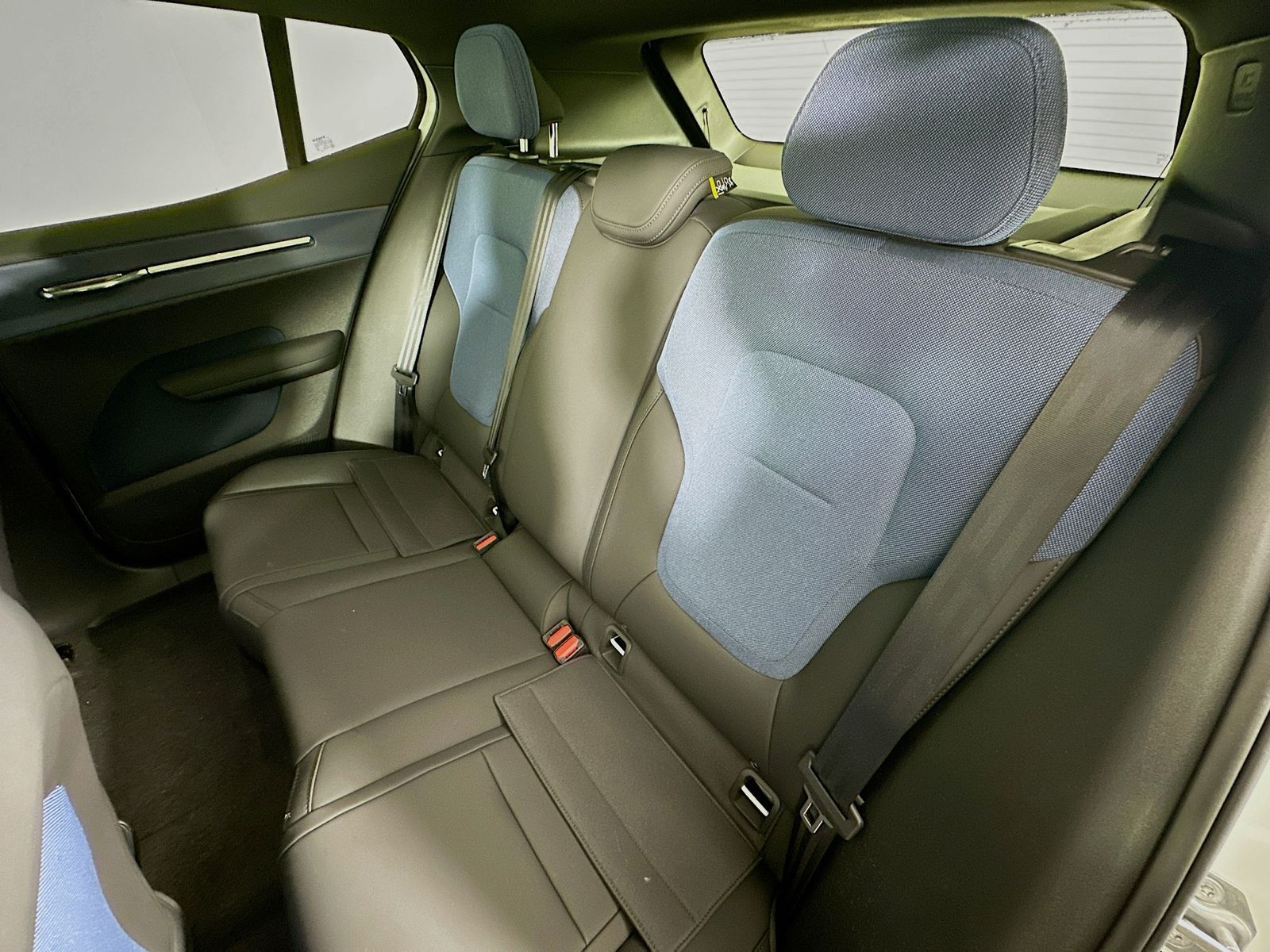 2026 Volvo EX30 Plus - Photo 34