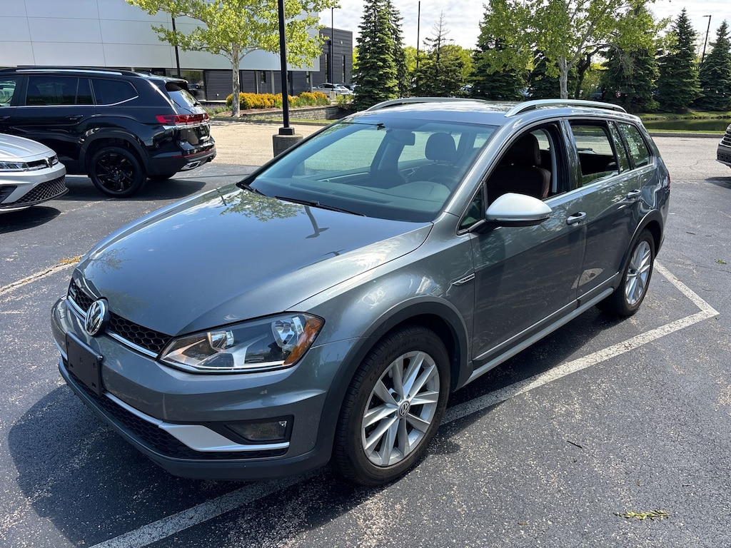 Used 2017 Volkswagen Golf Alltrack TSI S Wagon