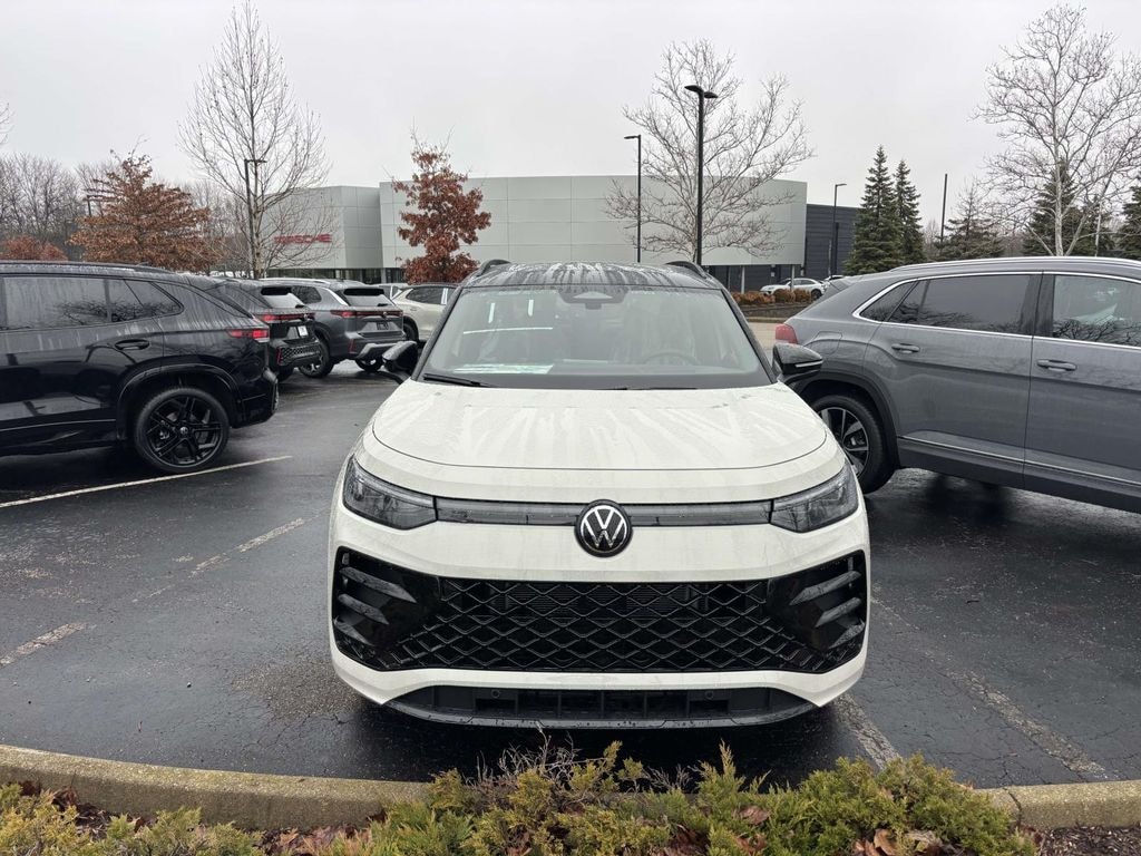 New 2026 Volkswagen Tiguan 2.0T SE R-Line Black SUV