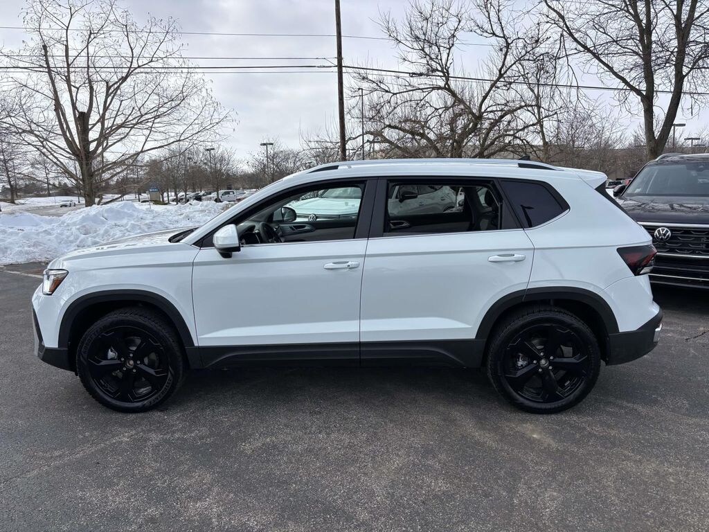 New 2026 Volkswagen Taos 1.5T SEL SUV