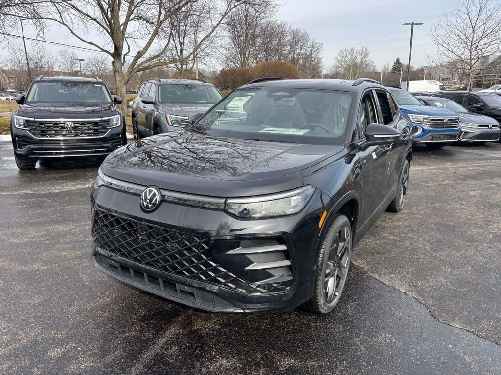 New 2026 Volkswagen Tiguan 2.0T SE R-Line Black SUV
