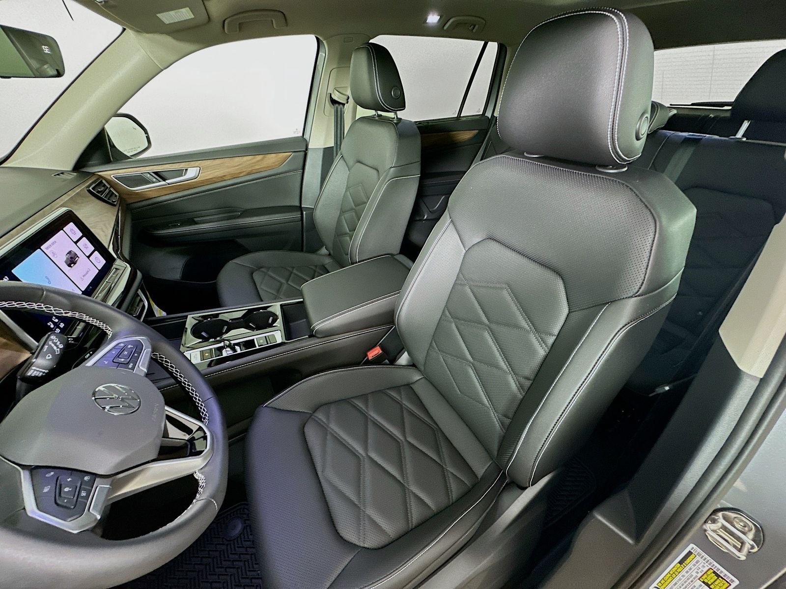 2026 Volkswagen Atlas SE w/Tech - Photo 33
