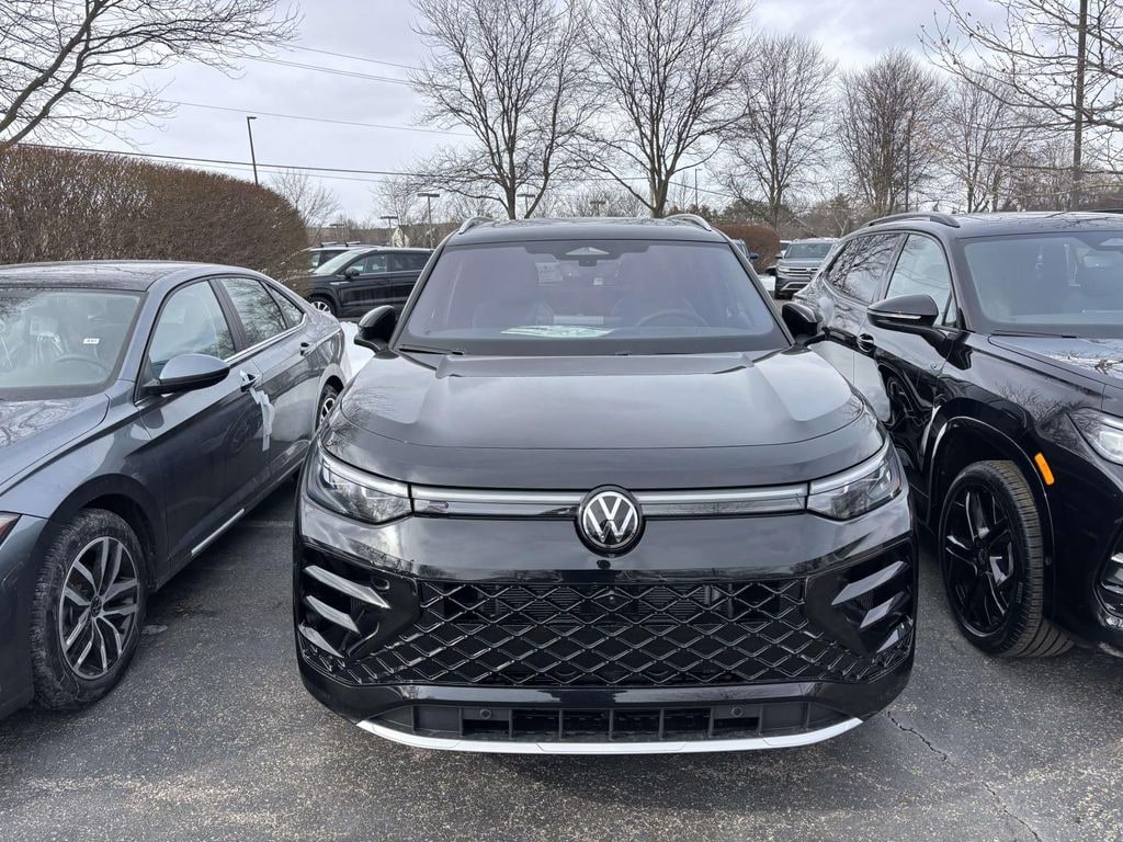 New 2026 Volkswagen Tiguan 2.0T SEL R-Line Turbo SUV