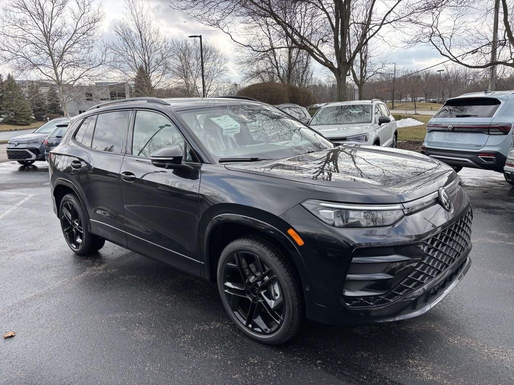New 2026 Volkswagen Tiguan 2.0T SE R-Line Black SUV
