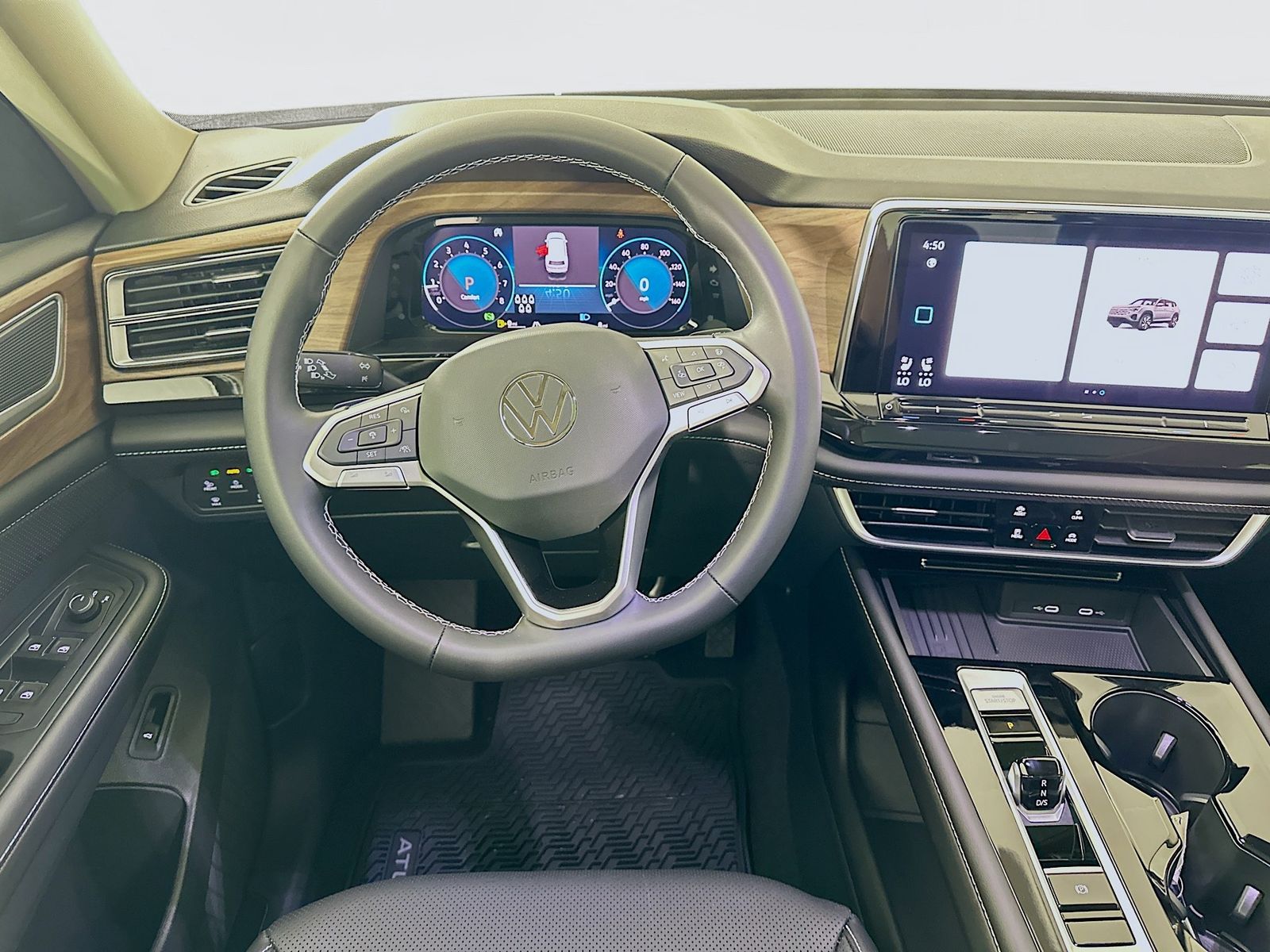 2026 Volkswagen Atlas SE w/Tech - Photo 15