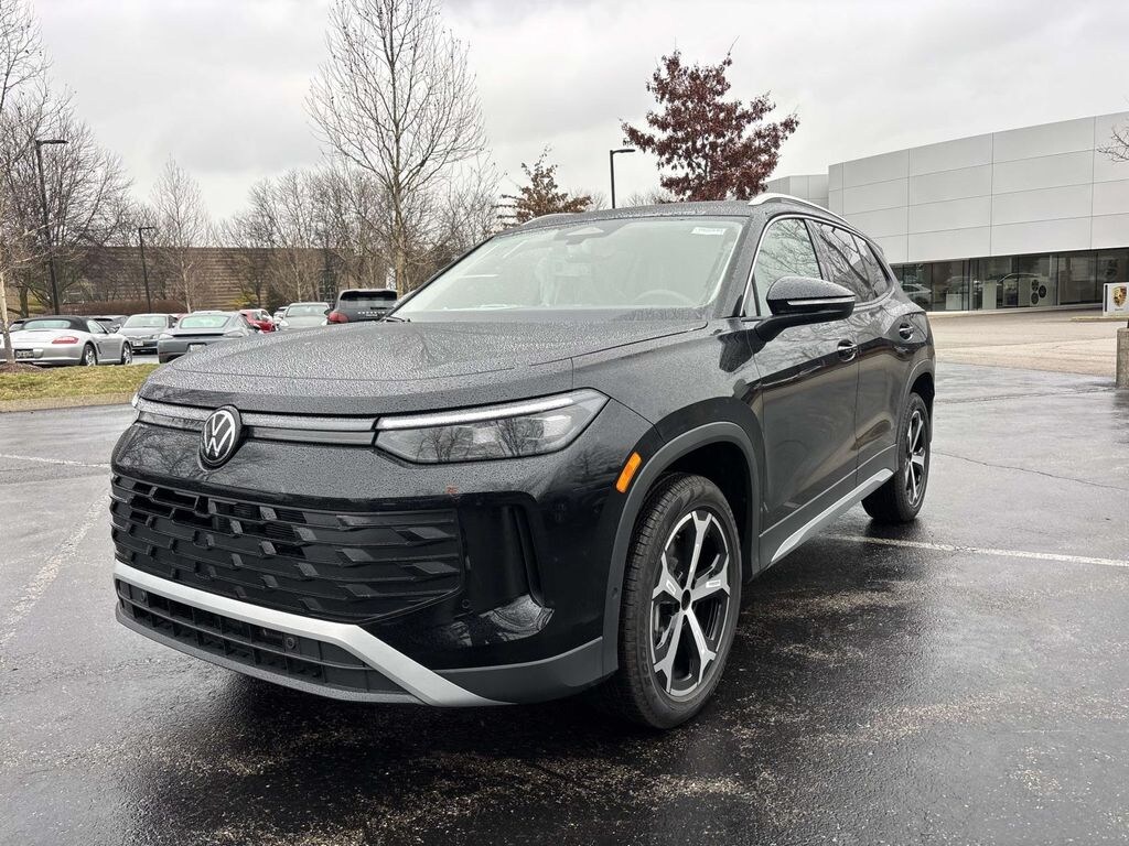 New 2026 Volkswagen Tiguan 2.0T SE SUV