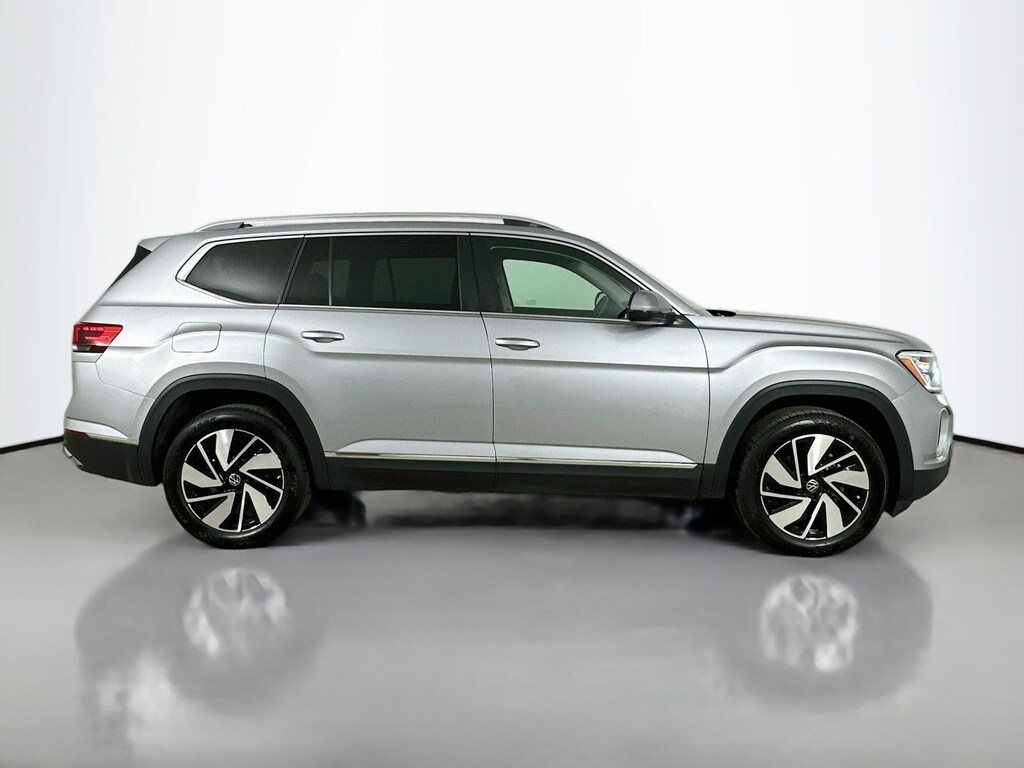Used 2025 Volkswagen Atlas 2.0T SEL SUV