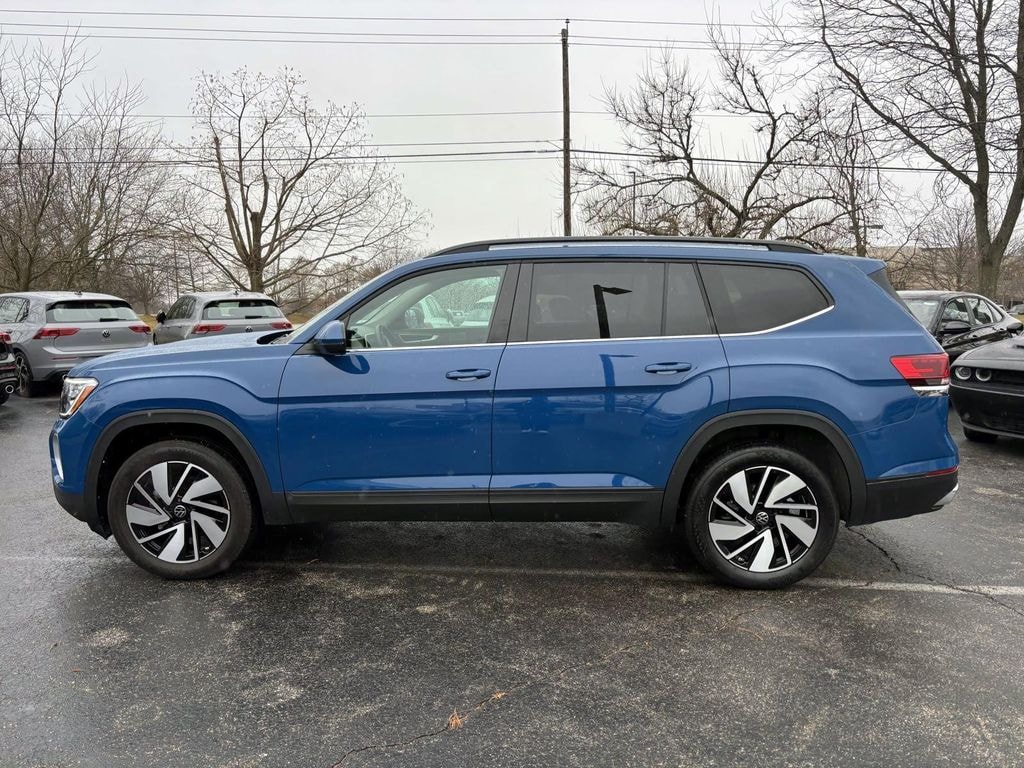 Used 2025 Volkswagen Atlas 2.0T SE w/Technology SUV