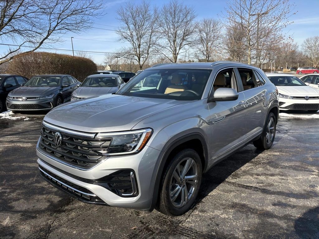 Used 2024 Volkswagen Atlas Cross Sport 2.0T SEL R-Line SUV