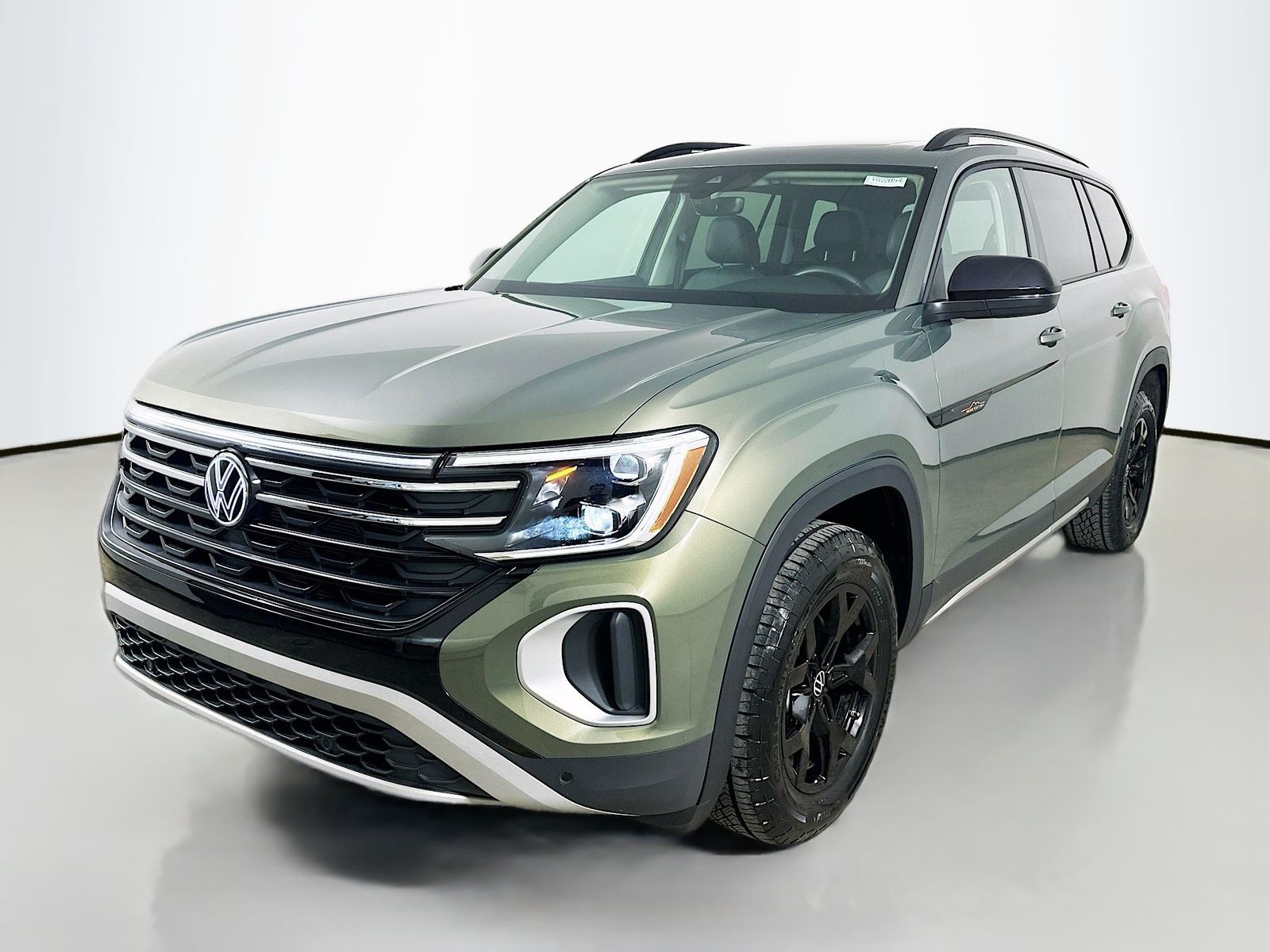 2025 Volkswagen Atlas 2.0T Atlas Peak Edition 4MOTION's photo
