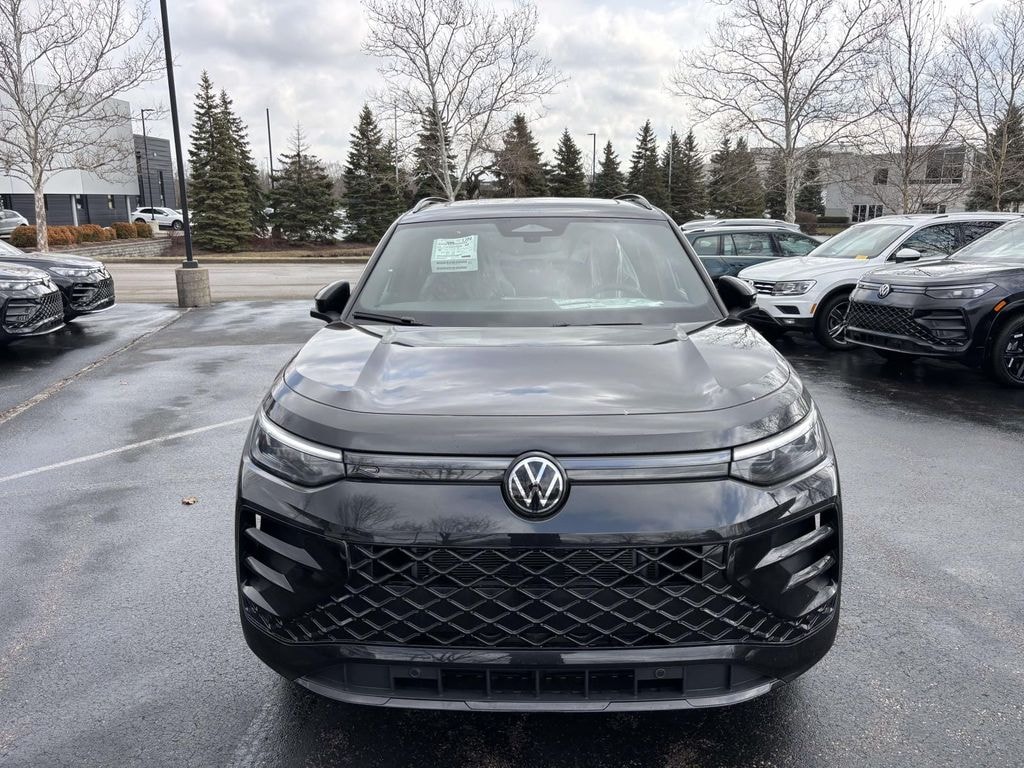 New 2026 Volkswagen Tiguan 2.0T SE R-Line Black SUV