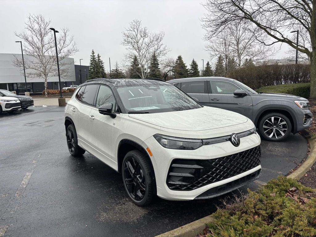 New 2026 Volkswagen Tiguan 2.0T SE R-Line Black SUV