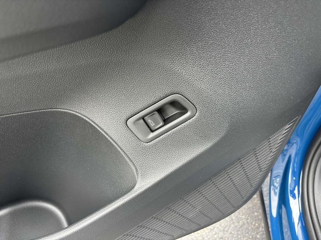 2026 Volkswagen Atlas SE w/Tech - Photo 14