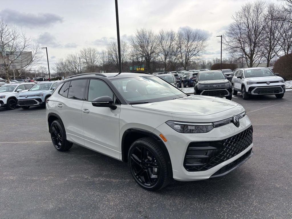 New 2026 Volkswagen Tiguan 2.0T SE R-Line Black SUV
