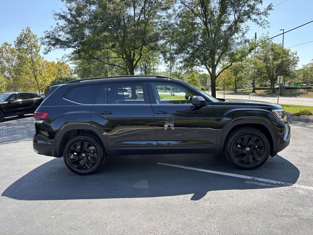 2026 Volkswagen Atlas SE w/Tech - Photo 8