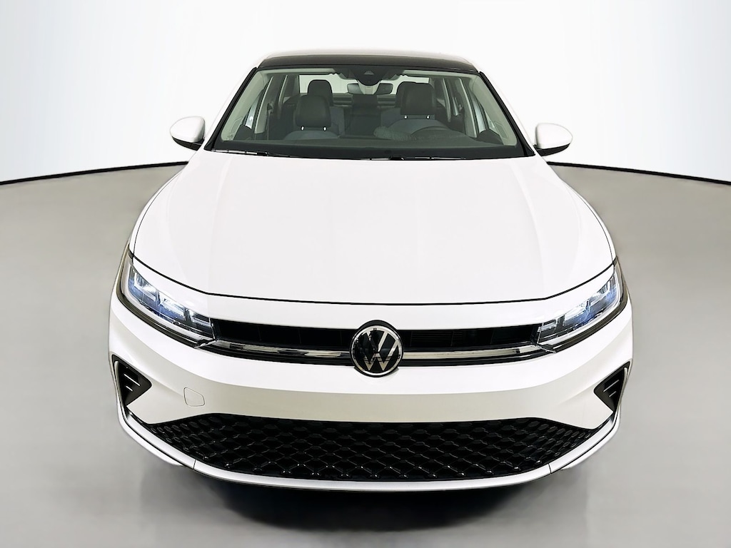 Used 2025 Volkswagen Jetta 1.5T SE Sedan