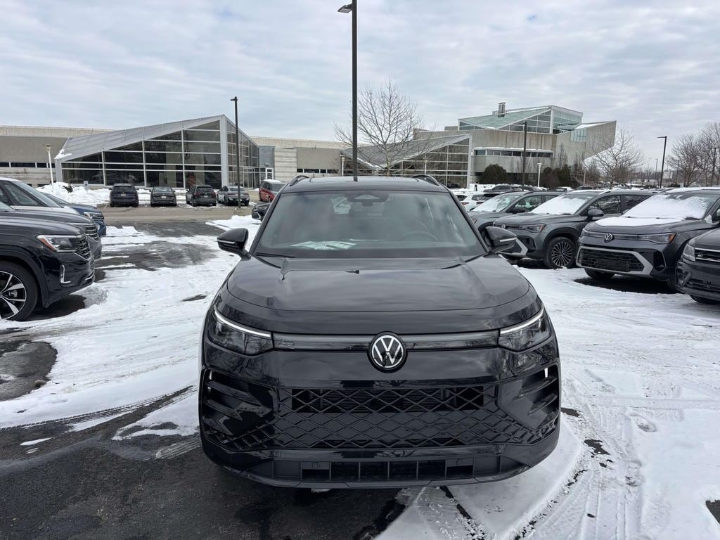 New 2026 Volkswagen Tiguan 2.0T SE R-Line Black SUV