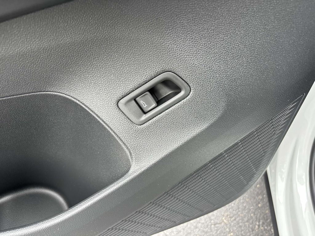 2026 Volkswagen Atlas SE w/Tech - Photo 14