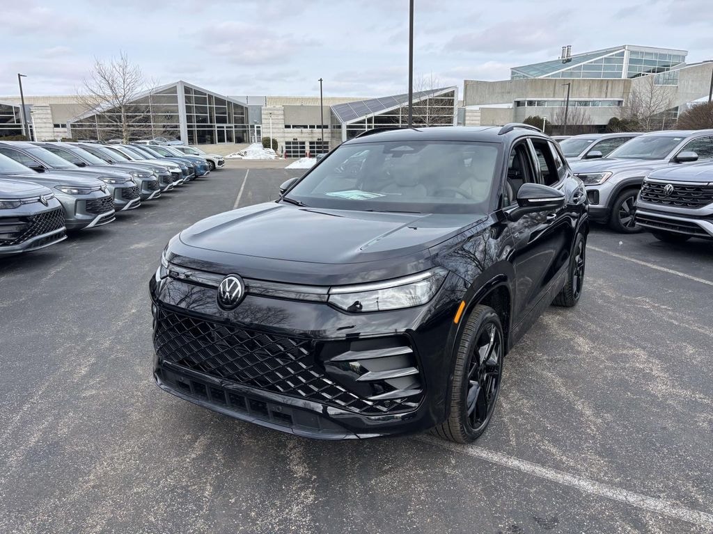 New 2026 Volkswagen Tiguan 2.0T SE R-Line Black SUV
