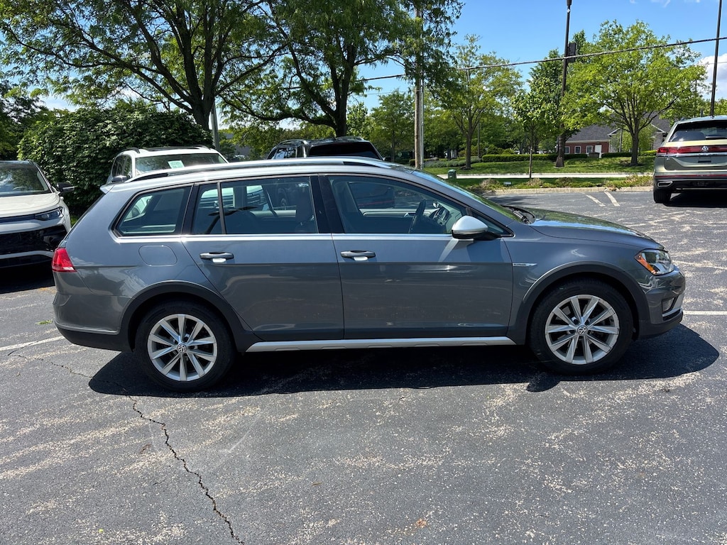 Used 2017 Volkswagen Golf Alltrack TSI S Wagon