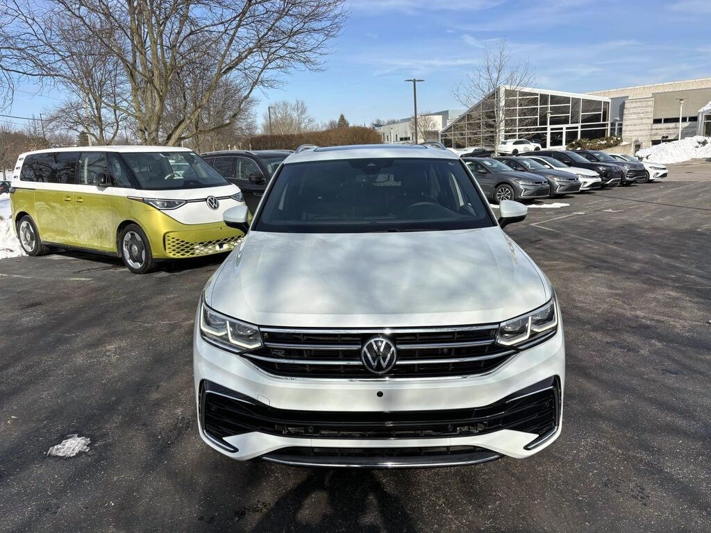 Used 2022 Volkswagen Tiguan 2.0T SEL R-Line SUV