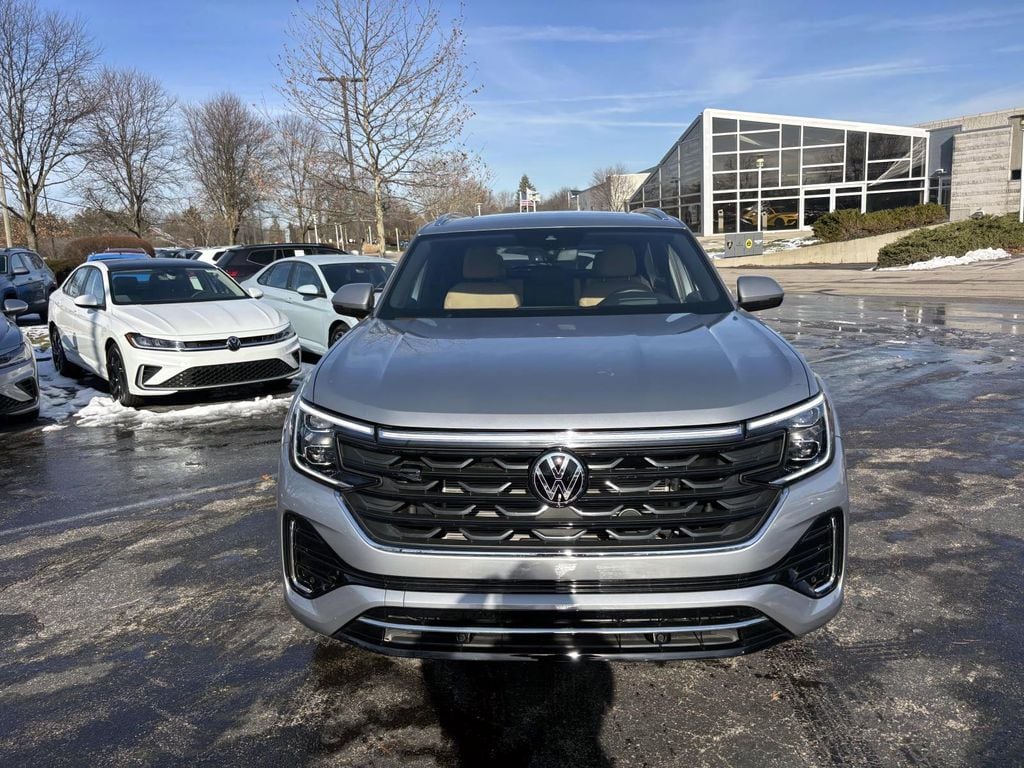 Used 2024 Volkswagen Atlas Cross Sport 2.0T SEL R-Line SUV