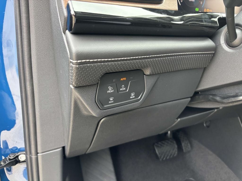 2026 Volkswagen Atlas SE w/Tech - Photo 15