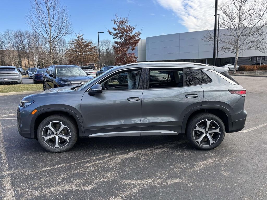 New 2026 Volkswagen Tiguan 2.0T SE SUV