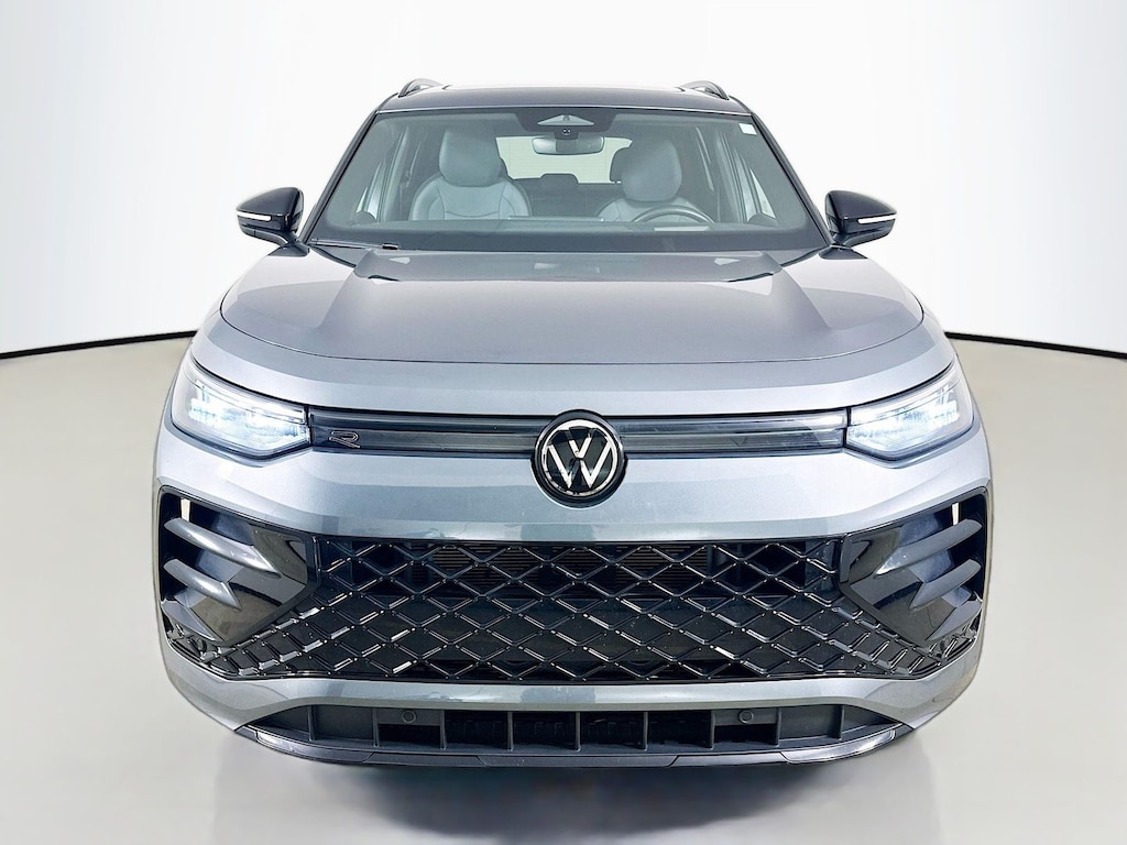 Used 2025 Volkswagen Tiguan 2.0T SE R-Line Black SUV